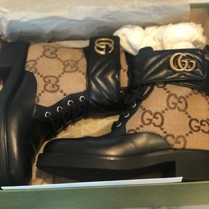 Gucci Double G ankle boots